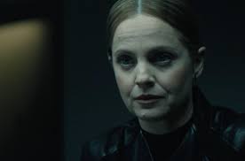 Op-Ed: Mena Suvari should win the 2024 Primetime Emmy for 'RZR'