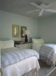 Many people today decide to buy a summer residence for relaxation. 5 Fast Easy Summer Guest Bedroom Touchups