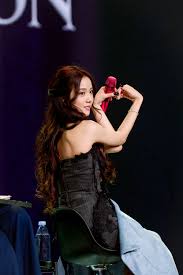 지수, 첫 솔로 아시아 투어…7개 도시 아레나 들었다 놨다 : 네이트 연예