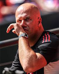 Newcastle first major trophy in 70years. Well done🏆…. United fans  celebrating like they are Newcastle