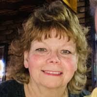 Dawn Lind's Instagram, Twitter & Facebook