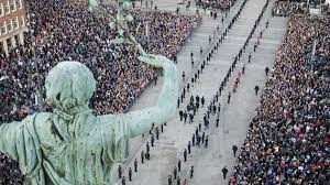 Dodenherdenking 2020 wordt anders dan alle voorgaande jaren en is daarom nu al onvergetelijk. Dodenherdenking Bij De Nos Nos