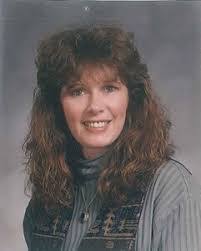 Elisabeth Crawford's Instagram, Twitter & Facebook