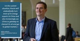 Economics at Zurich on X: Mathias Hoffmann has recently given a couple of  interviews on Swiss Italian radio @RSIonline. He talked about the war in  Ukraine, the SWIFT sanctions and the Renminbi