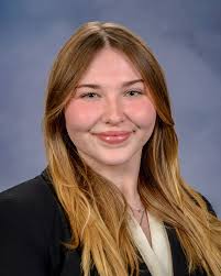 Meet Lauren Peckham, a triple major in criminology and criminal justice,  political science, and psychology from East Haddam, Connecticut, and this  year's student commencement speaker for the College of Health Sciences.  Lauren's