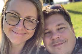 Noosa council fees for wedding at picture-perfect Main Beach labelled  'outrageous'