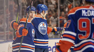 Oilers win 16th straight to move within one of tying NHL record, beating  Predators 4-1