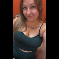 Felicia Frost's Instagram, Twitter & Facebook