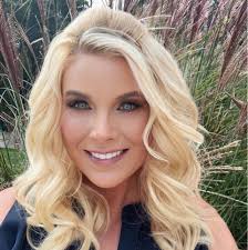 🎉 Happy Birthday to Amanda! 🎉 Today, we celebrate the heart and soul of  our salon—our incredible owner, Amanda! 💕 Your passion, creativity, and  dedication inspire us every single day. Thank you