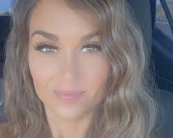 Pearlie Todd's Instagram, Twitter & Facebook