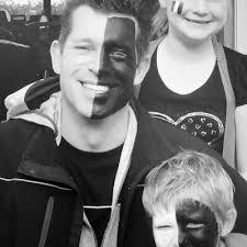 Sally Stack's Instagram, Twitter & Facebook