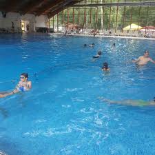 Tarife, fotografii, numere de telefon, adrese și rezervări online fără intermediari. Piscina AriniÈ™ 4 Tips From 123 Visitors