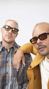 DIMITRI VEGAS & LIKE MIKE & TIËSTO & DIDO & W&W