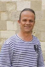 C'est un personnage discret, mais indispensable de fort boyard, qui nous a quitté. Tv Time Fort Boyard Tvshow Time
