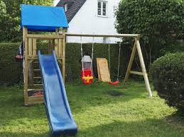 Spielturm Premium M Mit Rutsche Und Rotem Schaukelbrett Sowie Babyschaukelsitz Backyard Play Backyard Playground Backyard
