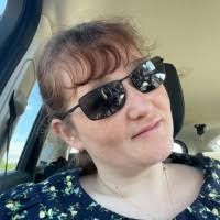 Jenny Hines's Instagram, Twitter & Facebook