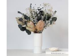 Use dried flowers and grasses | / find beautiful dried wedding flowers for your diy wildflower bridal bouquets at afloral.com. Best Dried Flowers Bouquets Wreaths Arrangements The Independent
