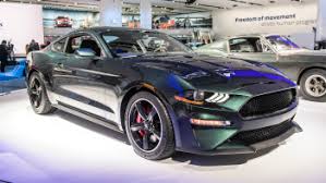 Ford Bullitt Mustang Vs Mustang Gt Comparison Of Power