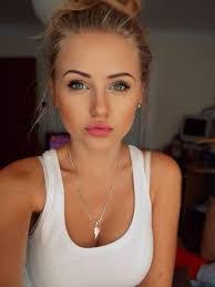 Alissa Soto's Instagram, Twitter & Facebook