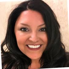 Hidden Gems: Meet Nichole Fox of CHOLES LLC