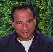 Maurice de hond is de vader van vijf kinderen. Maurice De Hond Dutch Pollster Wiki Bio With Photos Videos