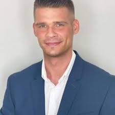 Elijah Morin's Instagram, Twitter & Facebook