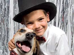 W elcome to Furball 2017 — “P aw s 4 Lov e”