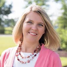 Jennifer Saylor's Instagram, Twitter & Facebook