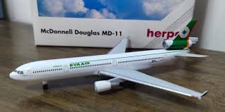 長榮航空 飛機模型 787價格推薦共51筆商品。還有飛機 模型 707、長榮 747飛機模型。現貨推薦與歷史價格一站比價，最低價格都在biggo! 1 500 1 500 Eva Air Md 11 é•·æ¦®èˆªç©ºé£›æ©Ÿæ¨¡åž‹ çŽ©å…· éŠæˆ²é¡ž çŽ©å…· Carousell