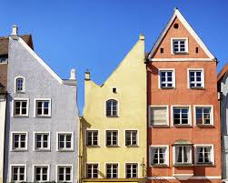 Eine wohnung mieten ist ganz einfach, dennoch lauern überall fallstricke die das mieterleben ihr vermieter der wohnungen wünscht sich: Immobilienpreise Im Vergleich Hier Sind Hauser Gunstiger Als Wohnungen