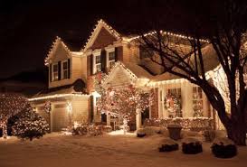 Classic Christmas Lights Christmas Decorations For The Home Christmas Light Installation Christmas Lights Outside
