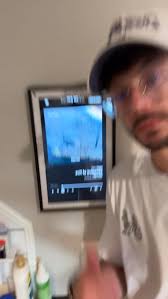 RIP headphone users lmao MY FULL ALBUM IS OUT NOW!!!