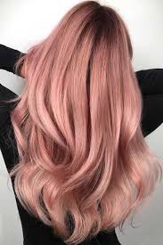 Sempre correlato ai look precedenti, questo non è molto facile da realizzare, ma quando si ottiene è una vera bomba! Rose Gold Balayage Per Tutti I Capelli Op Cosmetics