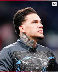 Ederson concordou em viver um novo desafio no Galatasaray. Agora, o clube  turco negocia a contratação do brasileiro com o Manchester City. (Fabrizio  Romano)