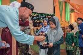 Hari raya aidilfitri is a joyous celebration that involves happy feasting in homes everywhere where family members greet one another with selamat hari raya. Muadzam Shah Malaysia June 19th 2019 Malay Childrens Received Stock Photo Picture And Royalty Free Image Image 125348724