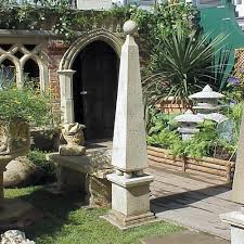 Hey, ich bin lena und auf natürlich deko dreht sich alles um diy deko mit naturmaterialien. Deko Garten Obelisk Aus Stein Horus