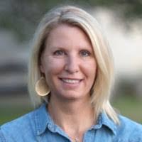 Leslie Burcham's Instagram, Twitter & Facebook