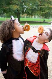 I had forgotten all about this game until i went to a halloween party at a friend's house. 11 Classic Party Games For 10 14 Year Olds Great For Tweens Teens