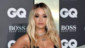 Rita ora pictures, gifs and videos! Extrem Schwierig So War Es Fur Rita Ora Als Fluchtling Promiflash De