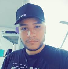 Domina la pista en dos ruedas! 🏍️💨 Comparte tu mejor jugada en motocicleta