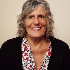 Amy Alessi's Instagram, Twitter & Facebook