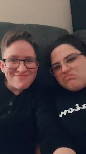 Amanda Trahan (@amandagoeslala)