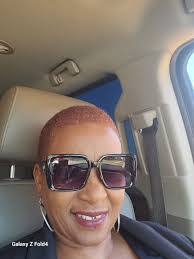 Veronica Dearman's Instagram, Twitter & Facebook