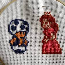 Punto de cruz es, point de croix fr, kreuzstich de, punto croce it, ponto cruz pt, korsstygn sv. Fo 8 Bit Art Translates Well Into Cross Stitch Crossstitch