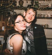 Net worth($1 m), income, salary Lindsay Ellis Bio Wiki Net Worth Married Husband Age Height