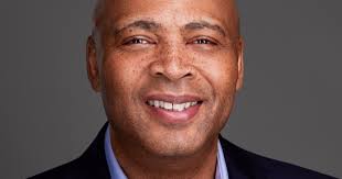 Robin Butz's Instagram, Twitter & Facebook