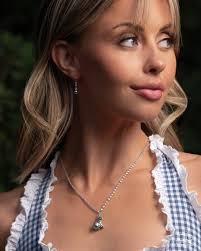 SNEAK PEEK: Cute, charming, and ready to hop into your heart—this silver  bunny pendant is the perfect addition to any look. 🐇💫 #Silver #Necklace  #PaparazziAccessories