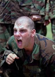 Die ursprüngliche Auffindungshilfe beschrieb dieses Foto wie folgt:  Stützpunkt: Fort Jackson Staat: South Carolina (SC) Land: Vereinigte  Staaten von Amerika (USA) Szenenkameramann: SSGT Larry A. Simmons, USAF  Veröffentlichungsstatus: Veröffentlicht an ...