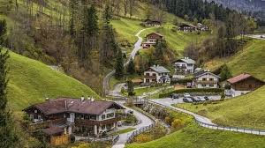 Avem și o o veste bună pentru angajaţii din sistemul bugetar. In Cea Mai Mare ComunÄ Din Romania Locuitorii Decid Pe Ce Se Cheltuie Banii Din Buget Antena 3