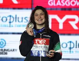 Maybe you would like to learn more about one of these? Benedetta Pilato A 16 Anni Conquista Il Record Del Mondo Nei Rana Oltre Il Fatto